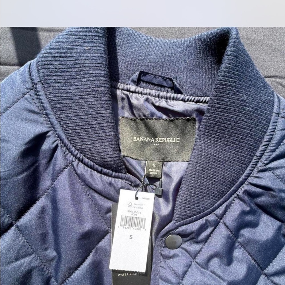 Banana Republic Men's Dark Blue Puffer Jacket